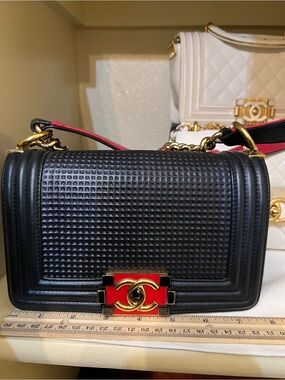CHANEL BOY SMALL Bag. Navy with Red Accent and Gold Hardware